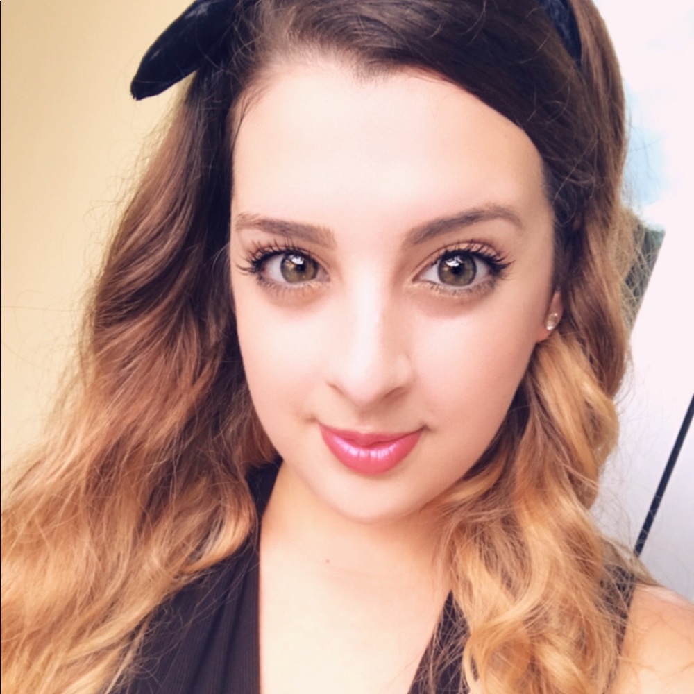 Meet your Posher, Itzel